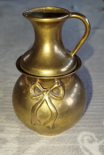 Massiver goldener messing krug - massiver,