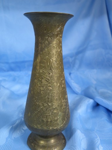 Antike messingvase mit - messingvase,