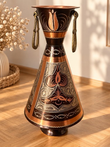 Kupfer vase mit floraler - kupfer,