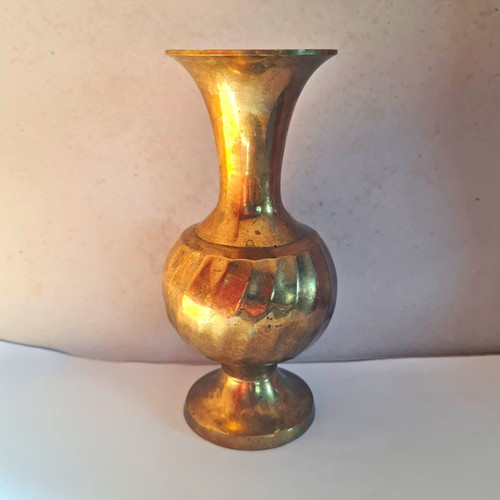 Messingvase mit bauchigem
