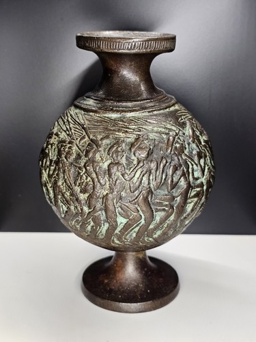 Bronze vase mitumlaufenden - vase,
