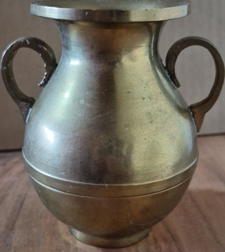 Messingvase mit zwei griffen - messingvase,