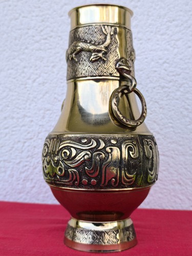 Vase mit drachen motiv - drachen,
